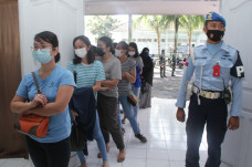 Pengamanan Bandara oleh...