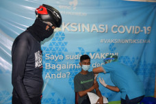 Ganjar Pranowo Tinjau...