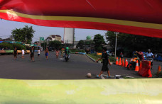 Bermain Bola di Jalan...