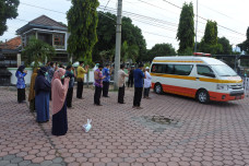 Penghormatan untuk Bidan...