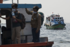 Penyeberangan Kepulauan...