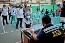 Ketua DPD RI Tinjau...