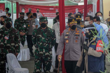 Panglima TNI dan Kapolri...