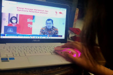 Webinar Sinergi Menjaga...