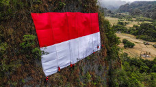 Mapala 45 Makassar Bentangkan...