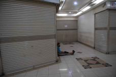 Dampak Pandemi Berkepanjangan,...