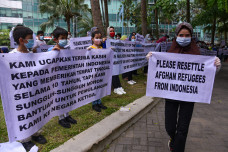 Ratusan Imigran Afghanistan...