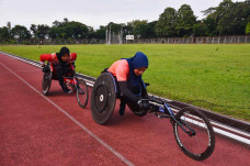Latihan Atlet Wheelchair...