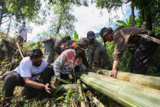 Relawan MNC Peduli Gotong...
