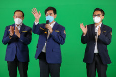 Gibran Hadiri Syukuran...