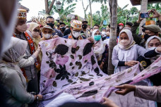 Sandiaga Uno Pesan 600...