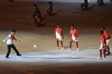 Melihat Jokowi Bermain...