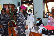 TNI AL Lantamal III...