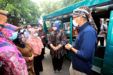 Menteri Sandiaga Uno...