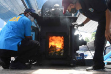 BNN Musnahkan 465 Kg...