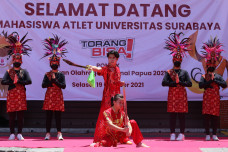 Ukir Prestasi PON XX...