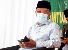 Merawat Persatuan NU...