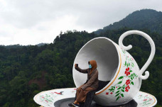 Objek Wisata Watu Mulai...