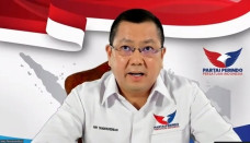 Hary Tanoesoedibjo Hadiri...