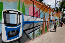 Warna-warni Hiasan Mural...