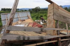 Puluhan Rumah Warga...