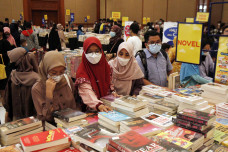 30 Ribu Judul Buku Hadir...
