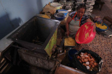 Produsen Roti Terdampak...