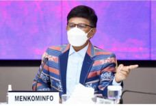 Menteri Johnny : Presidensi...