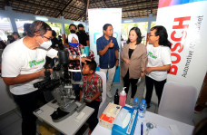 Kampanye Care For Life...
