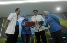 Adaro Gandeng Rumah...
