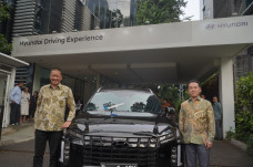Garuda Indonesia dan...