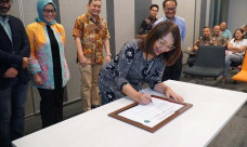 Danamon bersama MUFG,...
