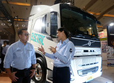 Truk Listrik Volvo Hadir...