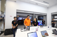 Xiaomi Store Hadir di...