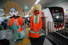 LRT Jakarta Meriahkan...