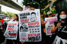 Aksi Usut Tuntas Korupsi...