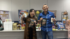 Asuransi Astra dan Yayasan...