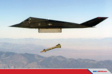 F-117 Nighthawk Pesawat...