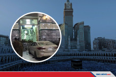 Selain Ditabrak Mobil,...