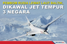 Pembom Rusia Lewat Laut...