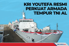 KRI Youtefa - 522 Resmi...