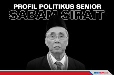 Sabam Sirait Memulai...