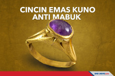 Cincin Emas Kuno Anti...