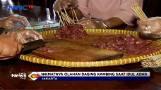 Menikmati Olahan Daging...