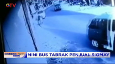 Mini Bus Tabrak Tukang...