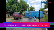 Bus Terbalik di Muara...