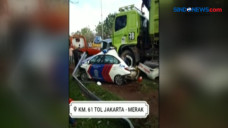 Kecelakaan Beruntun,...