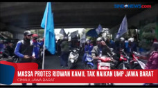 Massa Protes Ridwan...