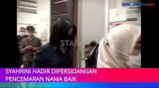 Syahrini Hadiri Sidang...