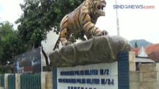 Anggota TNI Dikeroyok...